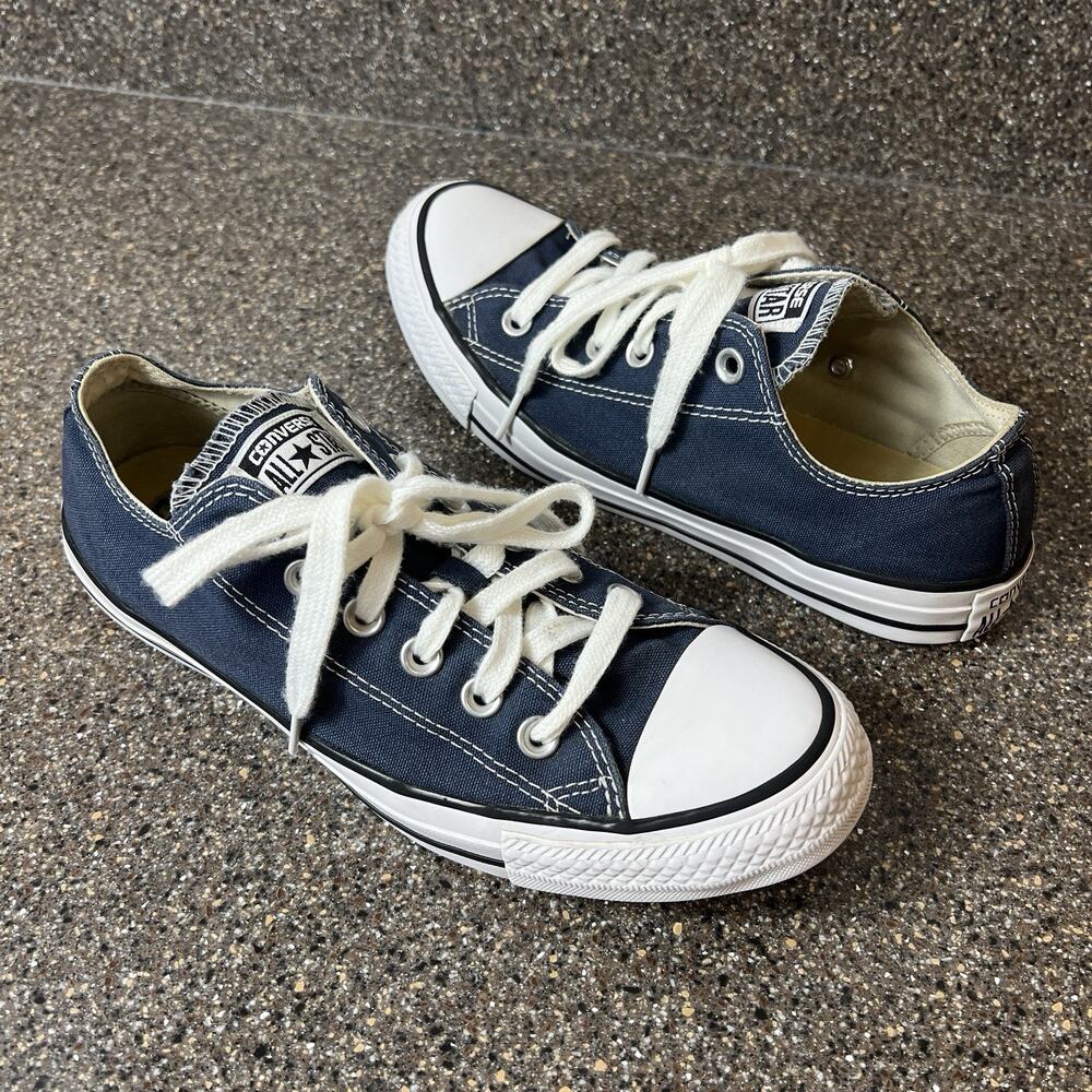 Converse All Star Classic Women's 8 Blue Canvas Sneaker Skate Lace Up Low Mens 6
